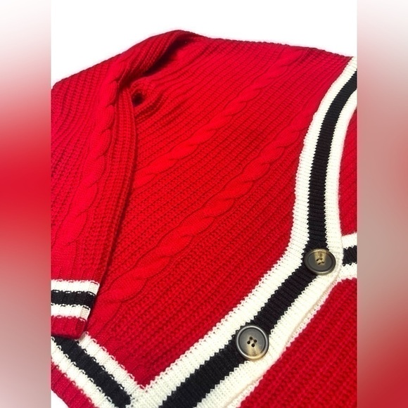 ALMOST FAMOUS Juniors' Cable Knit Buttoned V-Neck Varsity Cardigan size Medium - Picture 7 of 16